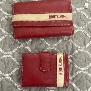 Roots wallet and picture holder